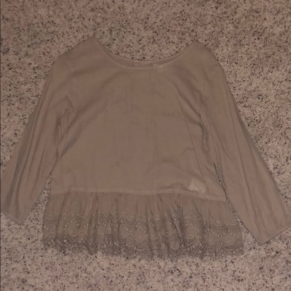 Tan lace detailed top - Picture 2 of 4